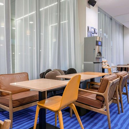 Hotel Ibis Styles La Rochelle Centre Zewnętrze zdjęcie