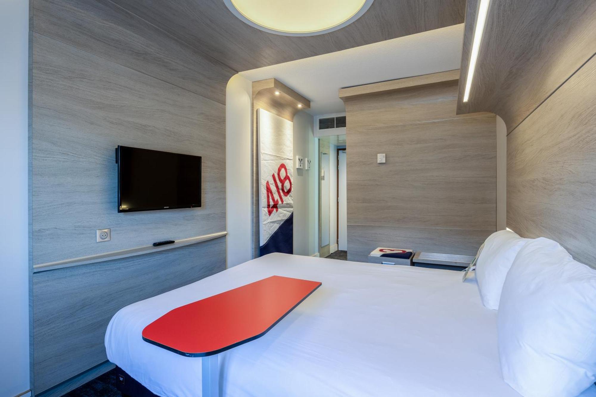 Hotel Ibis Styles La Rochelle Centre Zewnętrze zdjęcie