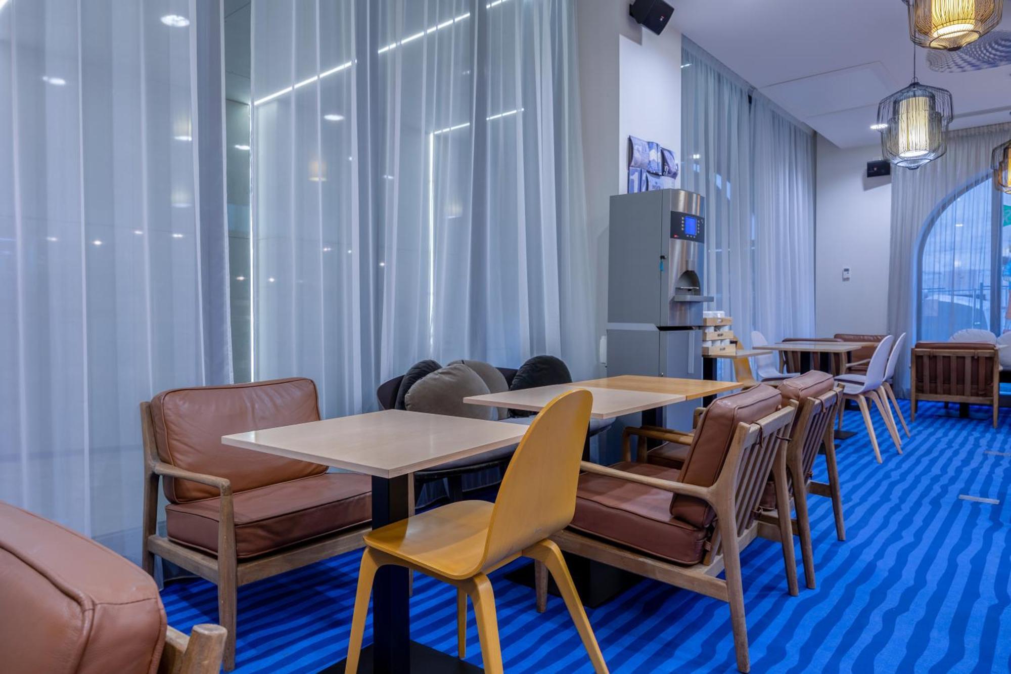 Hotel Ibis Styles La Rochelle Centre Zewnętrze zdjęcie