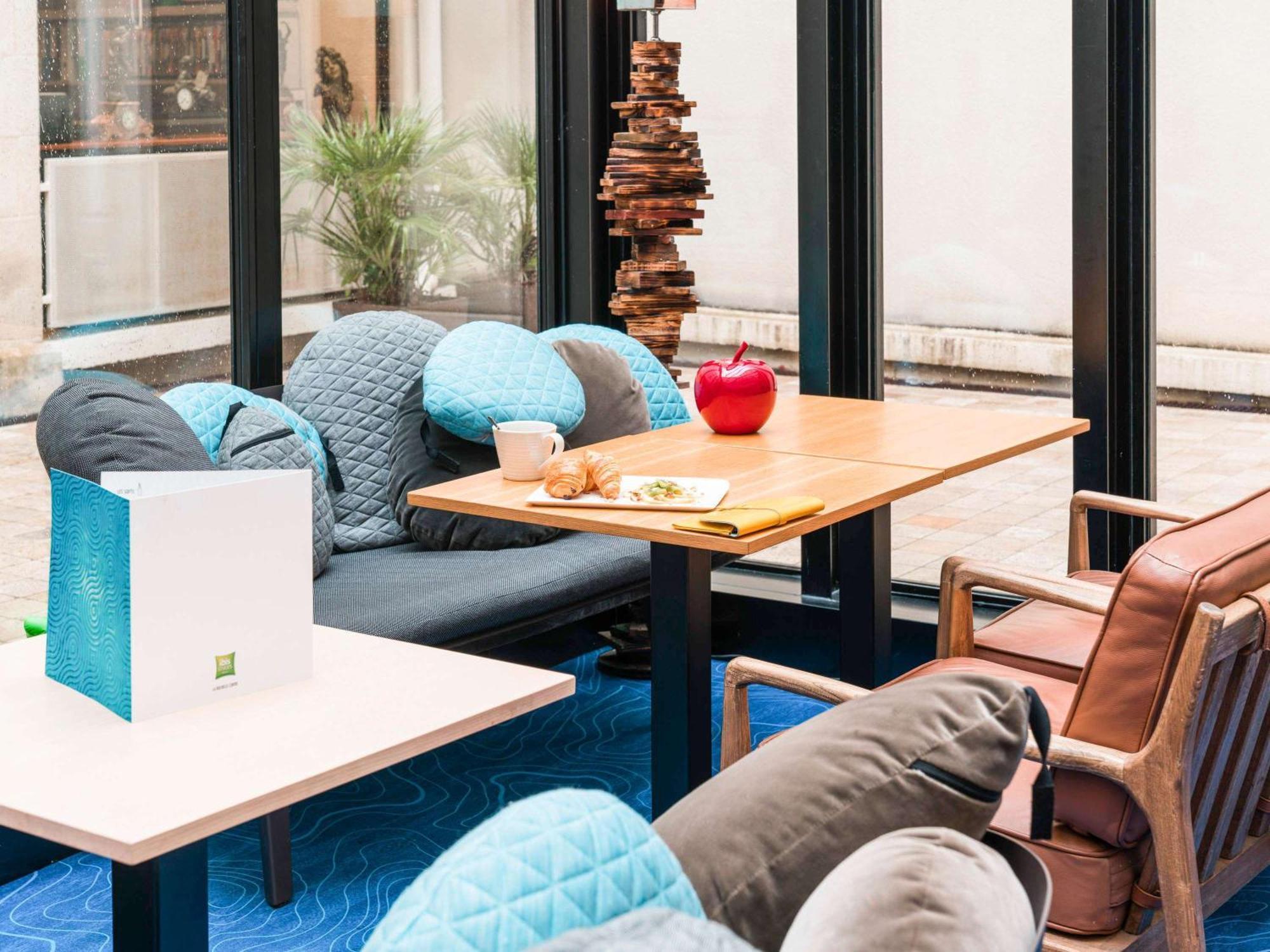 Hotel Ibis Styles La Rochelle Centre Zewnętrze zdjęcie