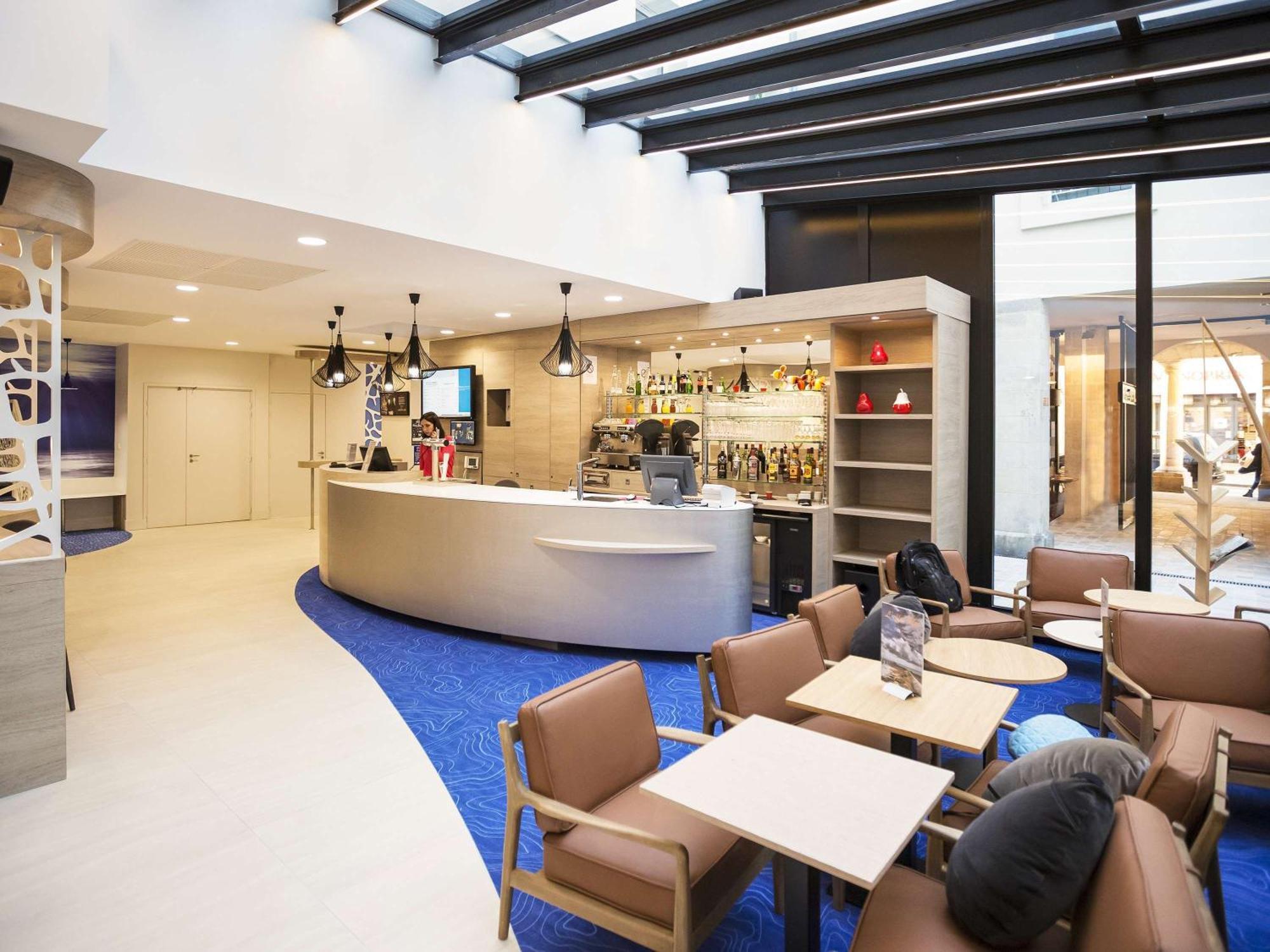 Hotel Ibis Styles La Rochelle Centre Zewnętrze zdjęcie