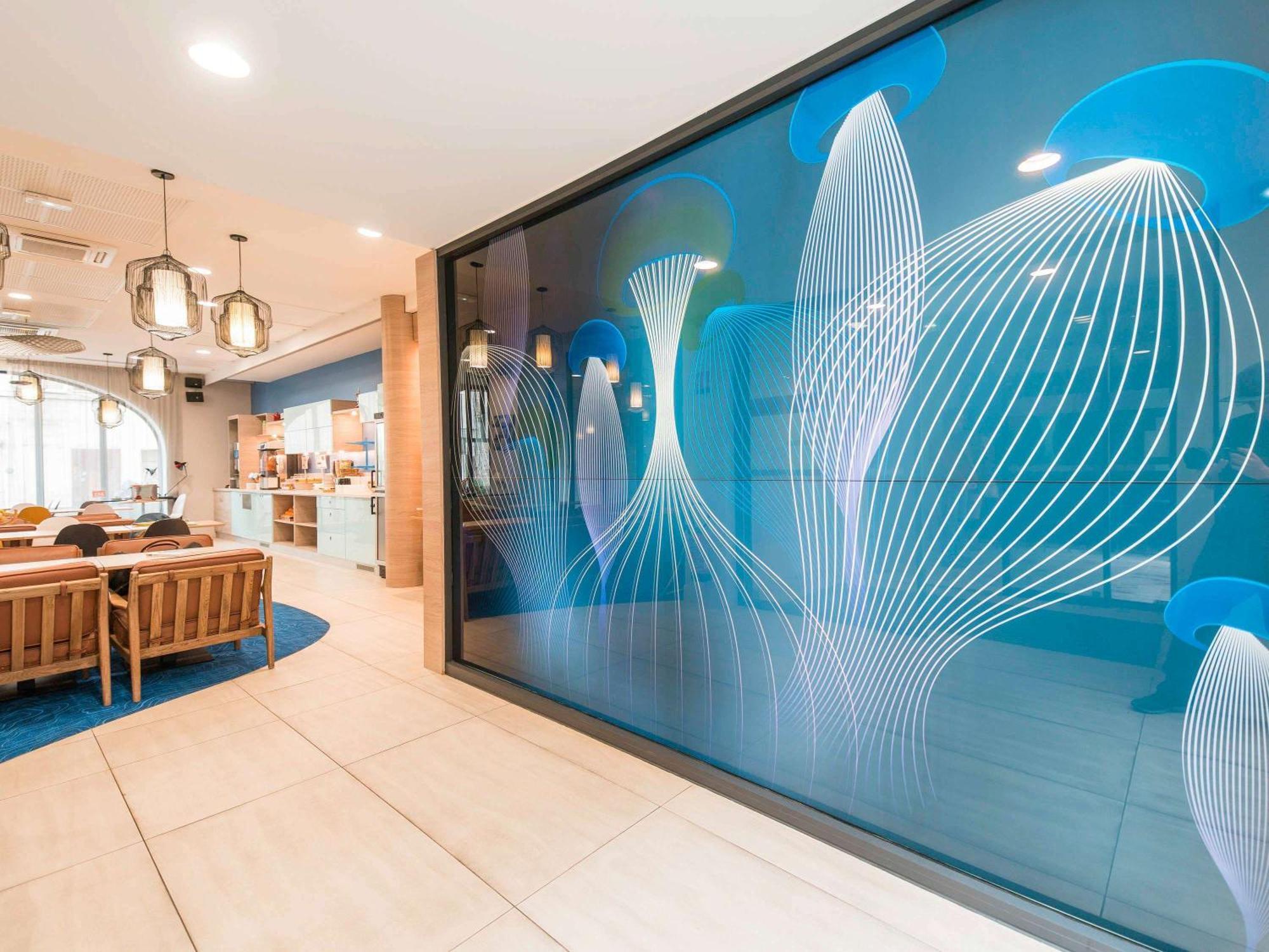 Hotel Ibis Styles La Rochelle Centre Zewnętrze zdjęcie
